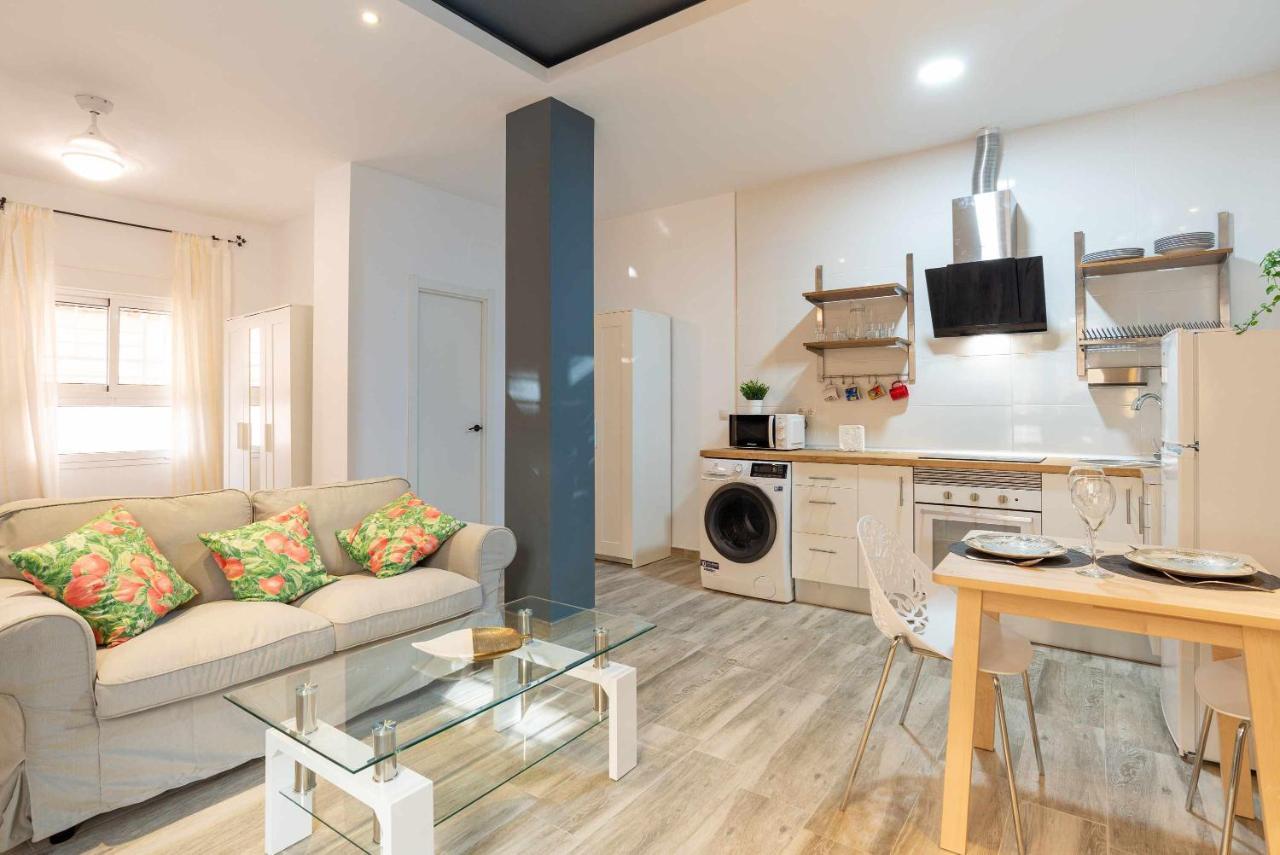 Vialia Suites Cinema Málaga Kültér fotó