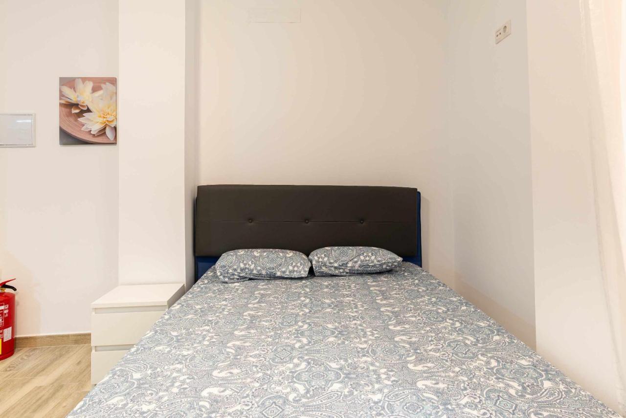 Vialia Suites Cinema Málaga Kültér fotó